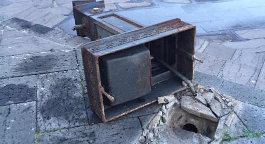 fontana bastioni divelta